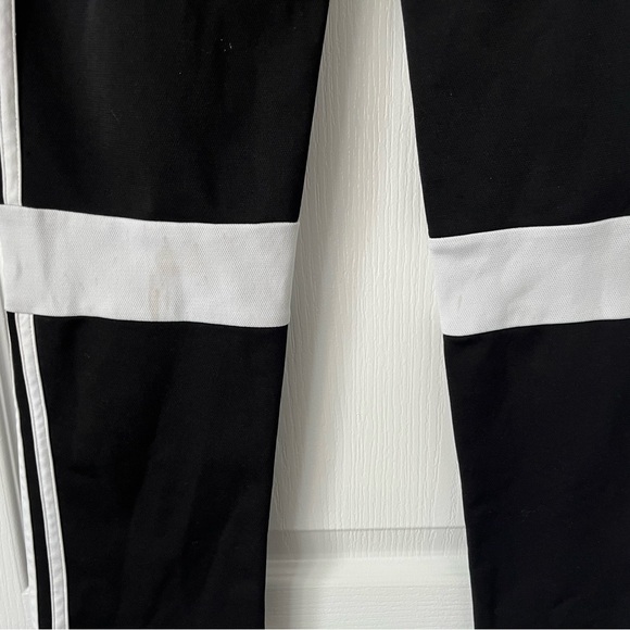 ADIDAS YOUTH-Black Track Pants White Stripe Size L Youth - Picture 6 of 8